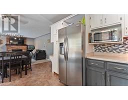 18 RUTHERFORD Drive - 12
