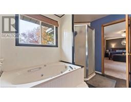18 RUTHERFORD Drive - 19