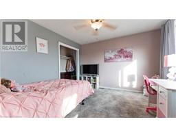 18 RUTHERFORD Drive - 21