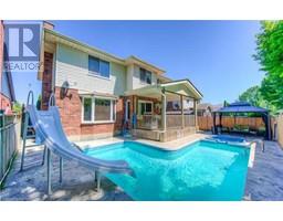 18 RUTHERFORD Drive - 32