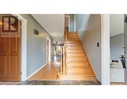 18 RUTHERFORD Drive - 5