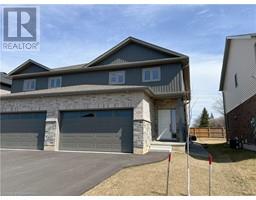43 AMBER Street - 1