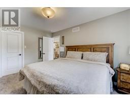 56 NORFOLK Street - 13