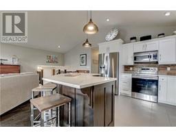 65 WINTERGREEN CRES - 24