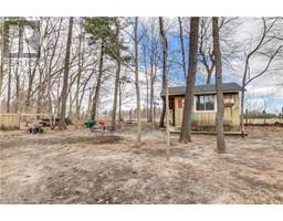 65 WINTERGREEN CRES - 34