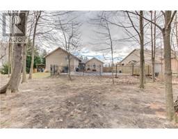 65 WINTERGREEN CRES - 36