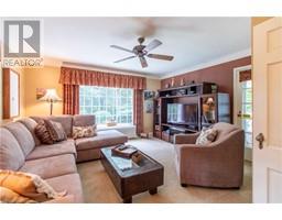 312 NELSON Street W - 12