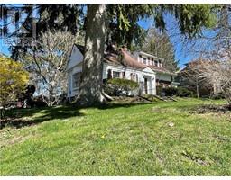 312 NELSON Street W - 36