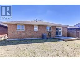 19 MANN Avenue - 22