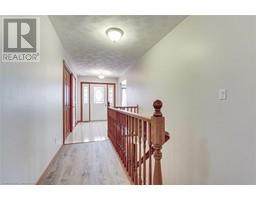 19 MANN Avenue - 5