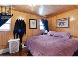 21 CHAPMAN ST W Street W - 37