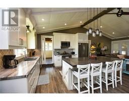 268 E HIGHWAY 24 - 13