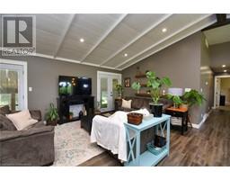 268 E HIGHWAY 24 - 18