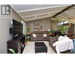 268 E HIGHWAY 24 - 19