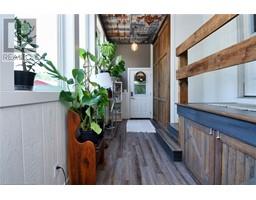268 E HIGHWAY 24 - 7