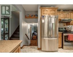 8 MILLER Crescent - 13