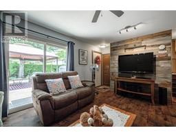 8 MILLER Crescent - 19