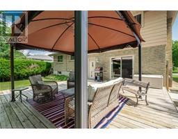 8 MILLER Crescent - 35