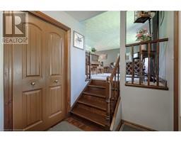 8 MILLER Crescent - 6