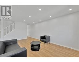 34 PHAIR Crescent - 13
