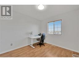 34 PHAIR Crescent - 35
