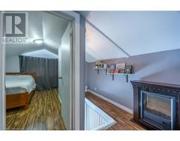 12 PANSY Avenue - 12