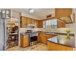 54 BEE Street - 15