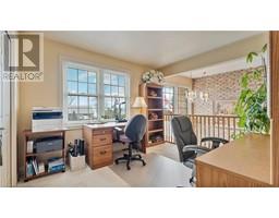 54 BEE Street - 20