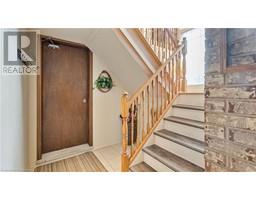 54 BEE Street - 26