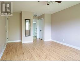409 QUEEN Street S UnitNo. 8 - 15