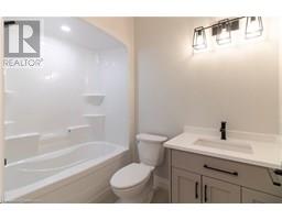 93 DUCHESS Drive - 7
