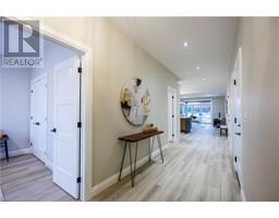 373 ARGYLE Avenue - 5