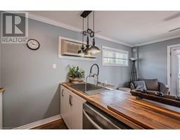 2017 ERIE STREET - 11