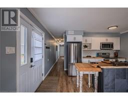 2017 ERIE STREET - 16