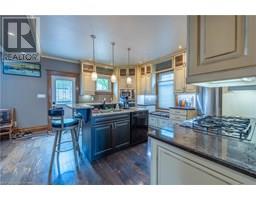 41 BALDWIN Street - 9