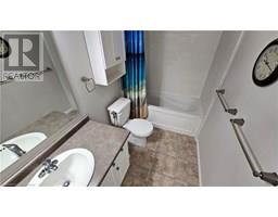 19 TRILLIUM WAY - 26