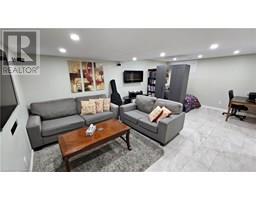 19 TRILLIUM WAY - 27