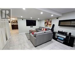 19 TRILLIUM WAY - 28
