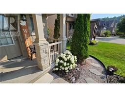 19 TRILLIUM WAY - 3