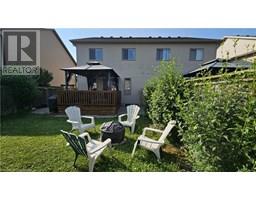 19 TRILLIUM WAY - 32