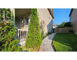 19 TRILLIUM WAY - 37