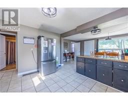 2041 MAIN Street S - 11