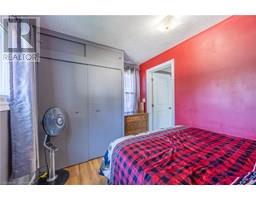 2041 MAIN Street S - 13