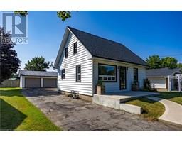 2041 MAIN Street S - 2