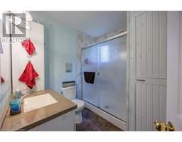 306 CEDAR Drive - 16