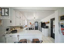 509 QUEENSWAY W - 11