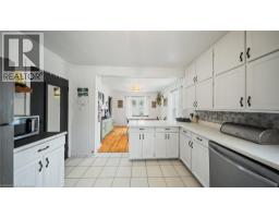 509 QUEENSWAY W - 14