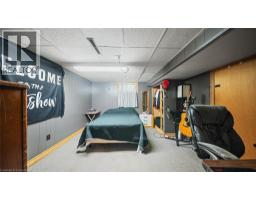 509 QUEENSWAY W - 24