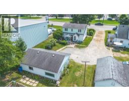 509 QUEENSWAY W - 42