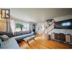 509 QUEENSWAY W - 7